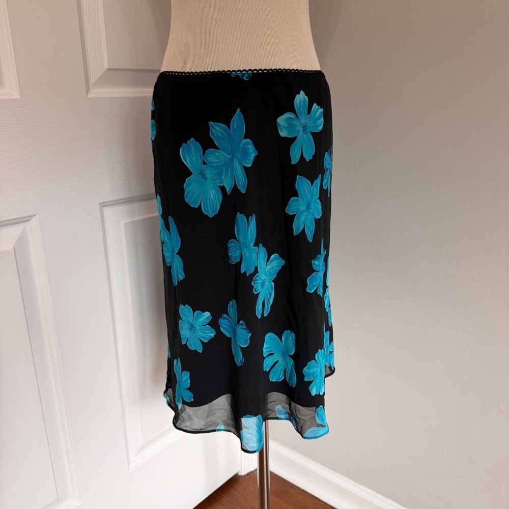 Y2K BLACK AND BLUE DRESS BARN FLORAL MIDI SKIRT
